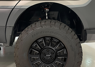 Davey Jackson 170 | Pro-X | Luxury Off Road Camper Vans | Off